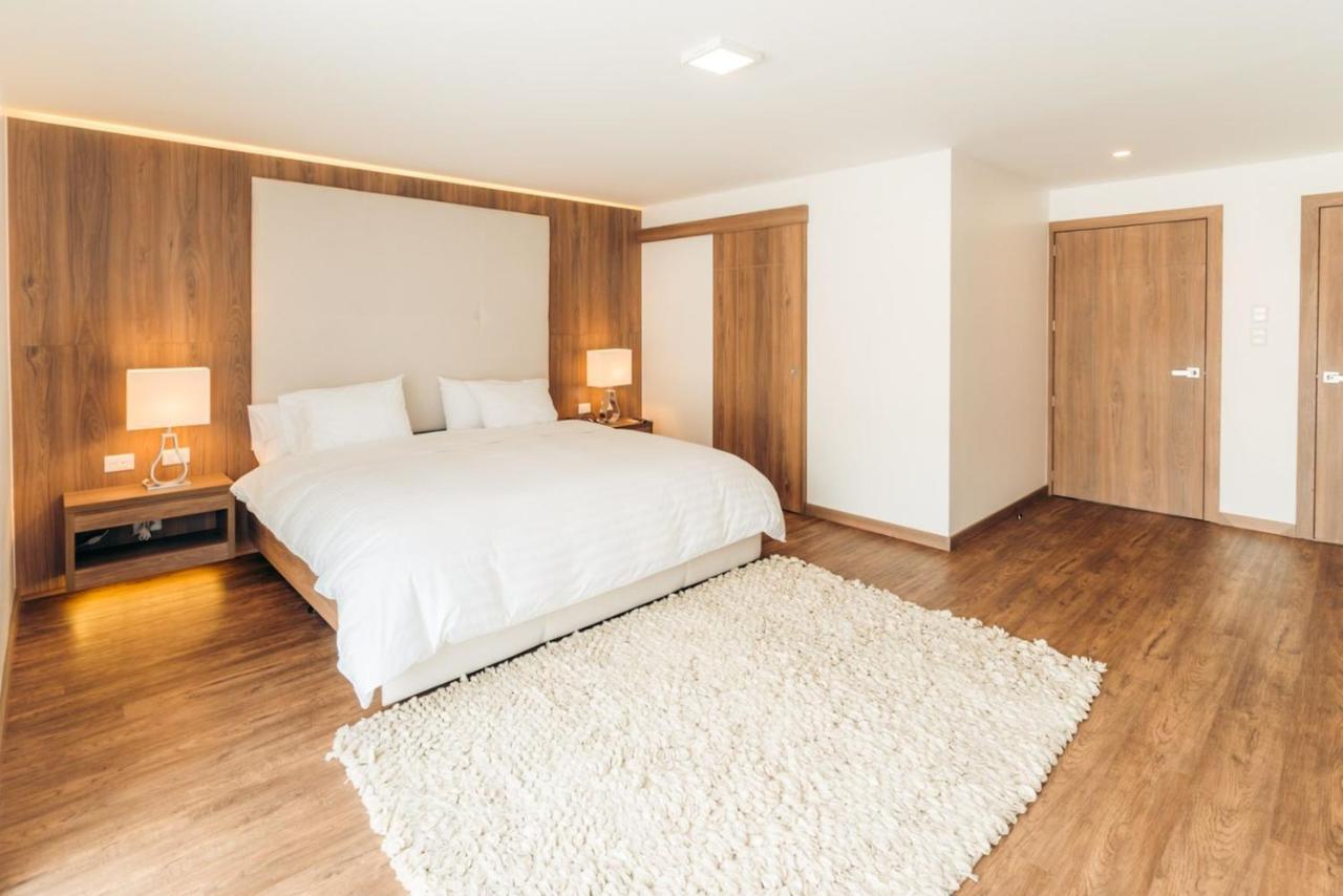 Hotel Miraflores アンバート エクステリア 写真